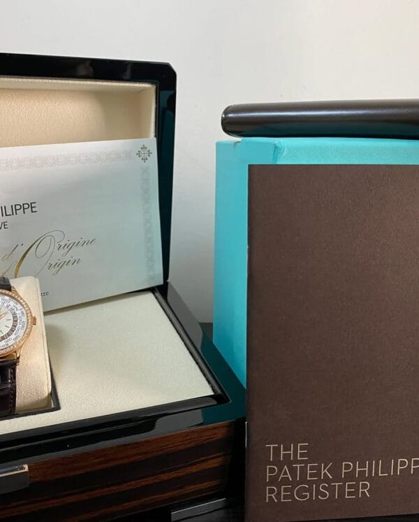 Patek Philippe World Time Tiffany & Co. - 2020 - Diamond Bezel - Ivory Dial - Leather Strap - 7130R-013 *FULL SET* - Image 9