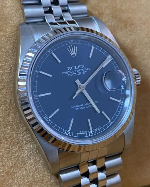 Rolex Steel Datejust 36 - R serial - Fluted Bezel - Blue Index Dial - Jubilee Bracelet - 16234 - Image 10