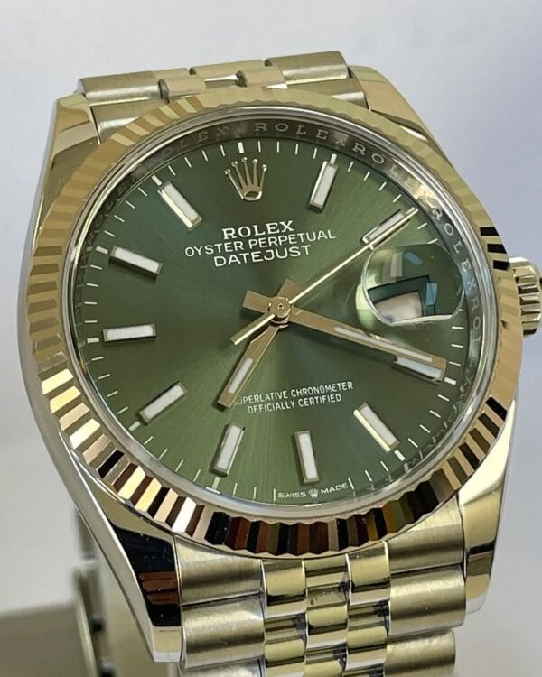 olex Steel Datejust 36 - 2023 - Fluted Bezel - Mint Green Dial - Jubilee Bracelet - 126234 - Image 5