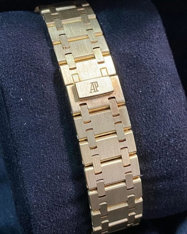 Audemars Piguet Royal Oak Yellow Gold- 1997 - 50th Anniversary AP Japan - Open Caseback - 15050BA *FULL SET* - Image 9