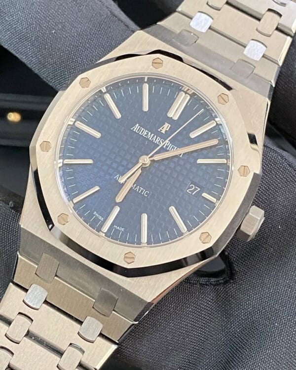 Audemars Piguet Royal Oak Self Winding - 2014 - Blue Dial - 15400ST *FULL SET* - Image 2
