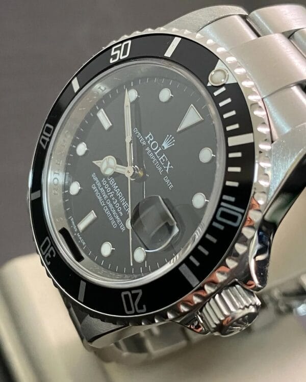 2009 Rolex Steel Submariner Date - V serial - Pre-Ceramic Bezel - Black Dial - 16610 *FULL SET - Image 10