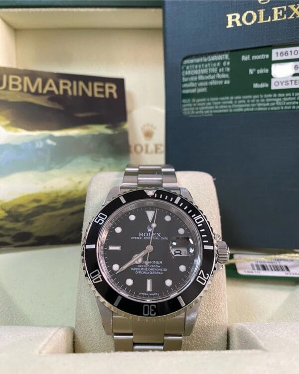2009 Rolex Steel Submariner Date - V serial - Pre-Ceramic Bezel - Black Dial - 16610 *FULL SET