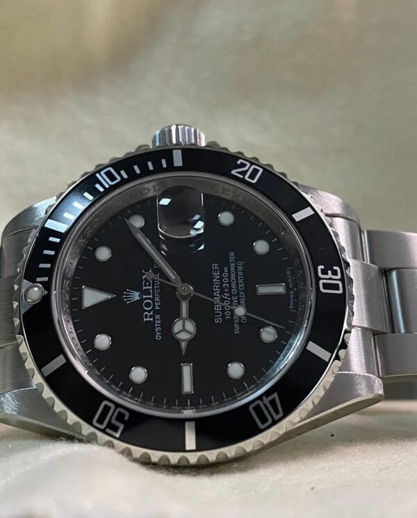 2009 Rolex Steel Submariner Date - V serial - Pre-Ceramic Bezel - Black Dial - 16610 *FULL SET - Image 3