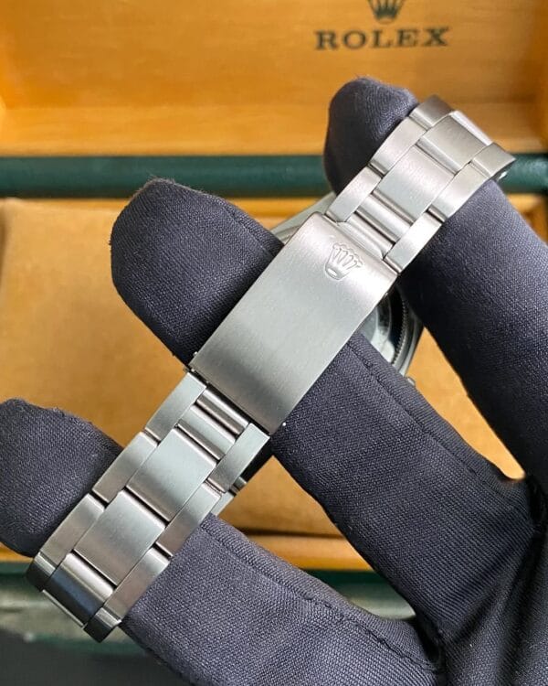 olex Steel Oyster Perpetual Date - 1978 - Domed Bezel - Silver Index Dial - Oyster Bracelet - 1500 - Image 2