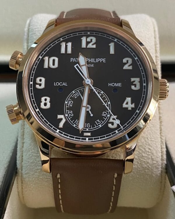 Patek Philippe Complications Calatrava Pilot Travel Time - 42 mm - 2023 - Rose Gold - Chocolate Dial - 5524R-001 *FULL SET* - Image 9