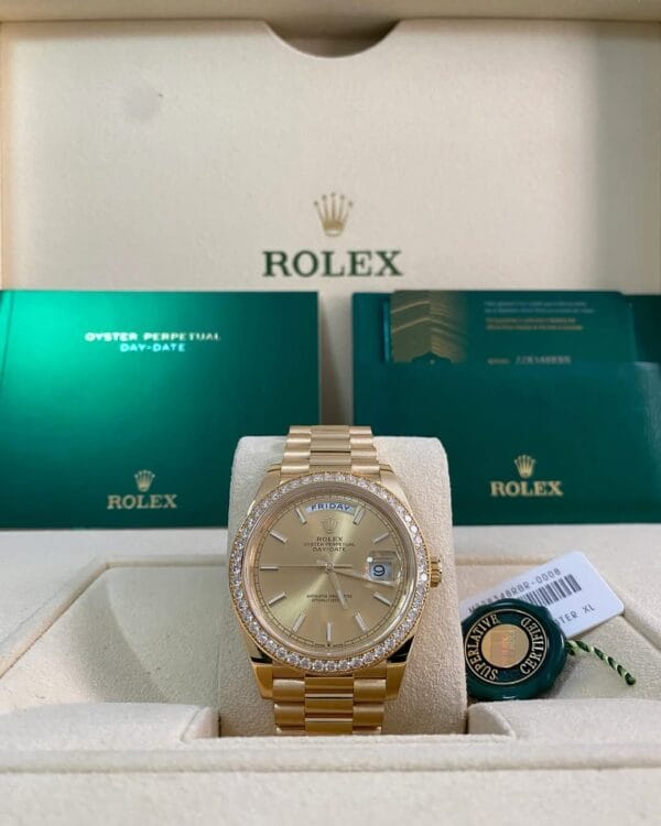 olex Yellow Gold Day-Date 40 - 2023 - Diamond-set Bezel - Champagne Dial - President Bracelet - 228348RBR *FULL SET*