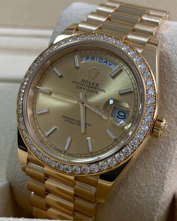 olex Yellow Gold Day-Date 40 - 2023 - Diamond-set Bezel - Champagne Dial - President Bracelet - 228348RBR *FULL SET* - Image 4