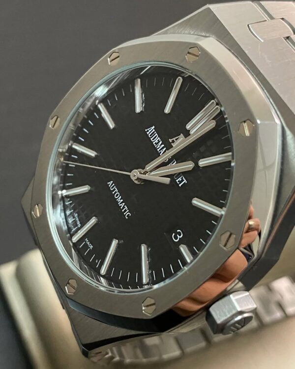 Audemars Piguet Royal Oak Self Winding - Black Dial - 15400ST *FULL SET* - Image 5