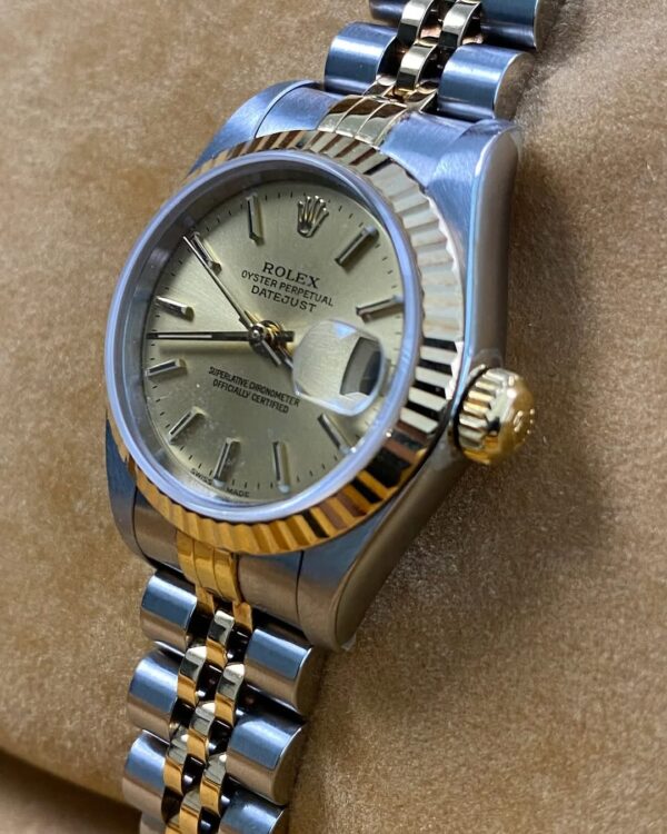 Rolex Steel & Yellow Gold Lady-Datejust 26 - K serial - Fluted Bezel - Champagne Index Dial - Jubilee Bracelet - 79173 - Image 10