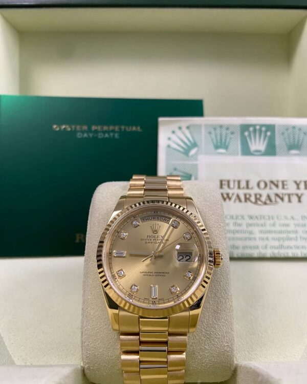Rolex Yellow Gold Day-Date 36 - P serial - Fluted Bezel - Champagne Diamond Dial - President Bracelet - 118238 *FULL SET*