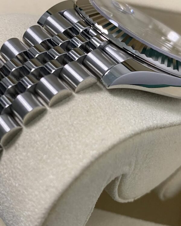 Rolex Steel Datejust 41 - 2025 - Fluted Bezel - Mint Green Dial - Jubilee Bracelet - 126334 *FULL SET* - Image 6