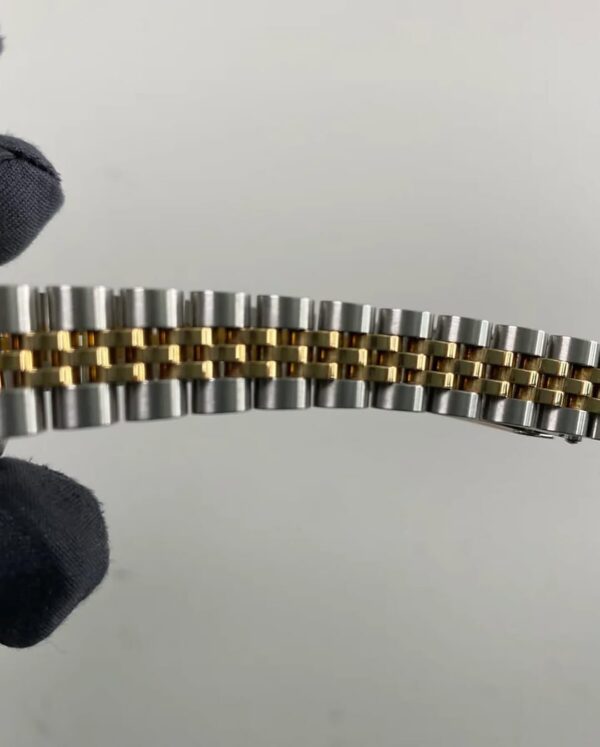 Rolex Steel & Yellow Gold Lady-Datejust 26 - K serial - Fluted Bezel - Champagne Index Dial - Jubilee Bracelet - 79173 - Image 4