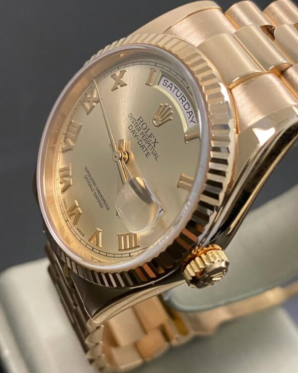 Rolex Everose Gold Day-Date 36 - P serial - Fluted Bezel - Pink Roman Dial - President Bracelet - 118235 *FULL SET* - Image 12