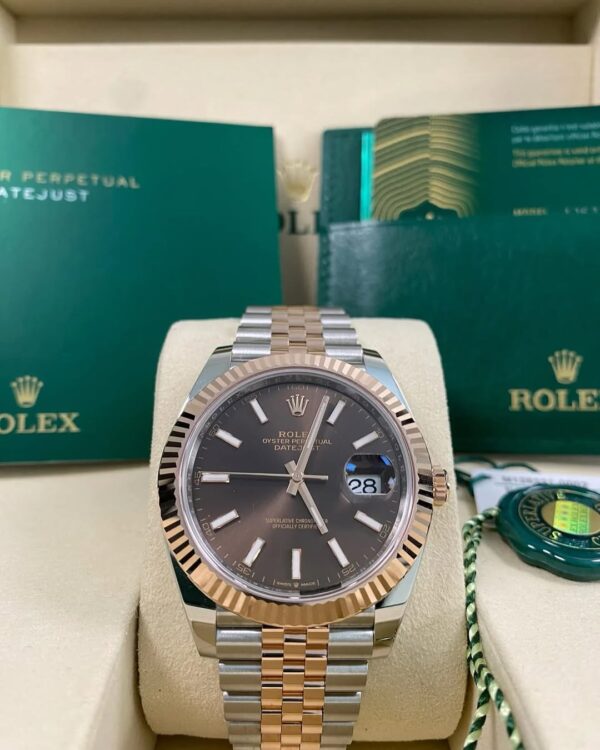 Rolex Steel & Everose Gold Datejust 41 - 2025 - Fluted Bezel - Chocolate Index Dial - Jubilee Bracelet - 126331 *FULL SET*