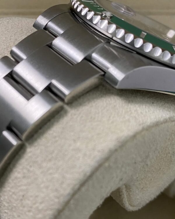 Rolex Steel Submariner Date - “Hulk” - 116610LV *Discontinued Model* - Image 8
