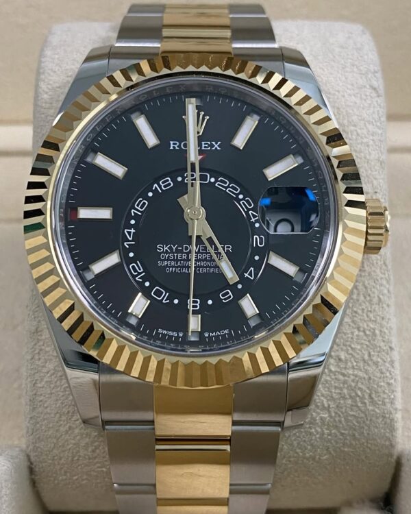 Rolex Yellow Gold Rolesor Sky-Dweller - 2025 - Black Dial - Oyster Bracelet - 336933 *FULL SET* - Image 10