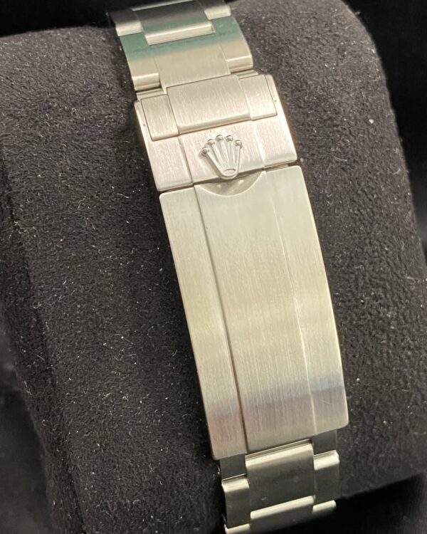 Rolex Steel Submariner Date - 2017 - “Hulk” - 116610LV *Discontinued Model* - Image 10
