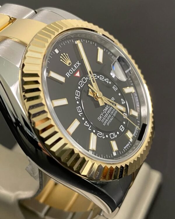 Rolex Yellow Gold Rolesor Sky-Dweller - 2025 - Black Dial - Oyster Bracelet - 336933 *FULL SET* - Image 8