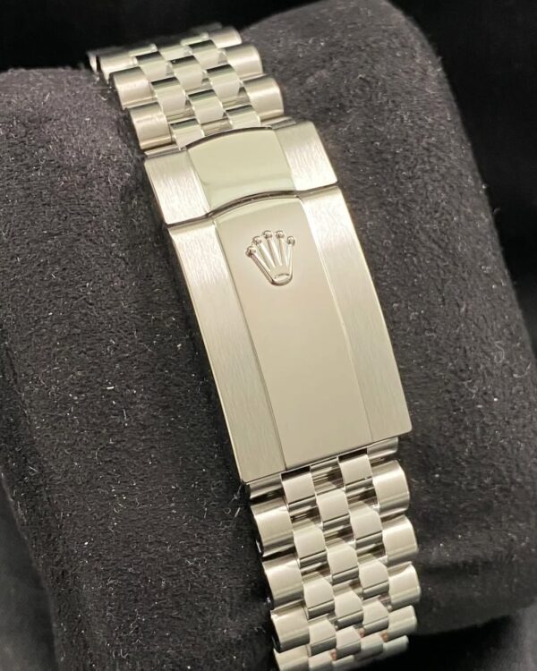 Rolex Steel Datejust 36 - 2025 - Fluted Bezel - Mint Green Dial - Jubilee Bracelet - 126234 *FULL SET* - Image 8