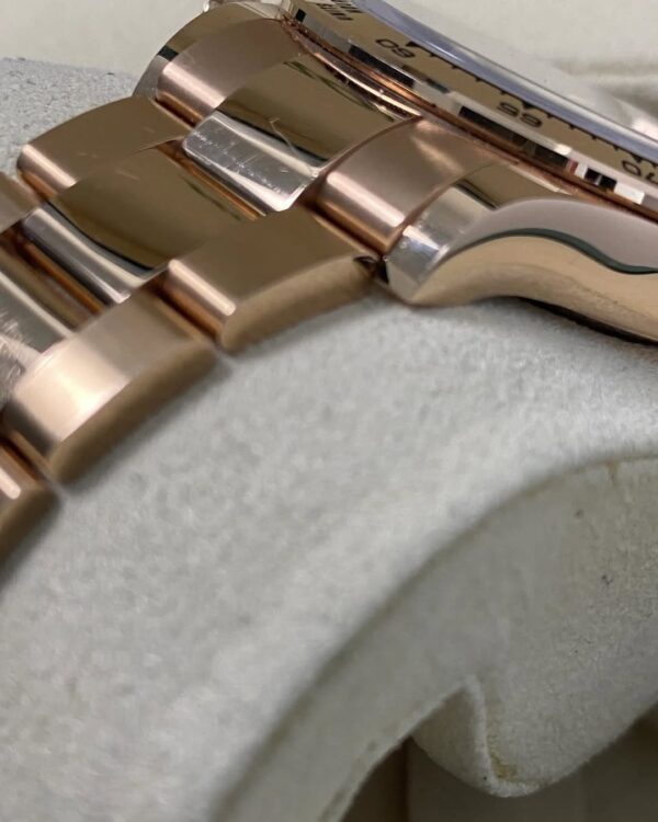 Rolex Everose Gold Cosmograph Daytona - 2020 - Chocolate Dial - 116505 *UNPOLISHED* - Image 2