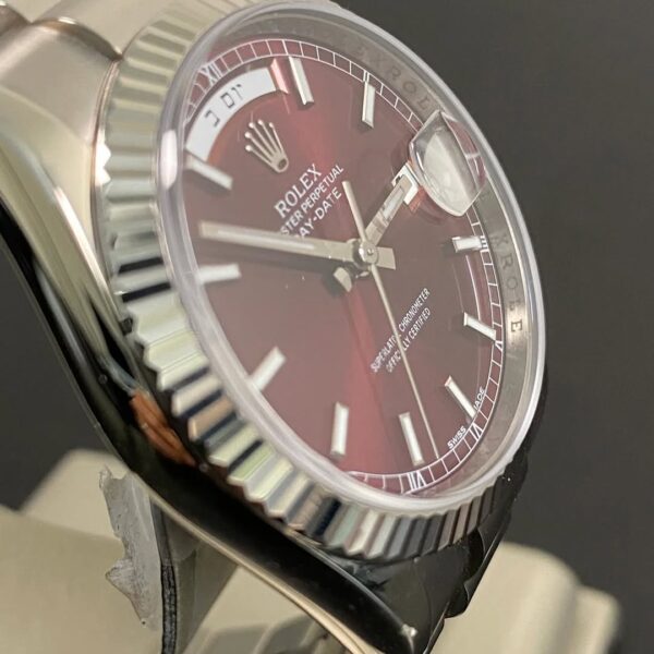 Rolex White Gold Day-Date 36 - 2007 - Fluted Bezel - Cherry Dial Hebrew Day Wheel - President Bracelet - 118239 *FULL SET* - Image 13