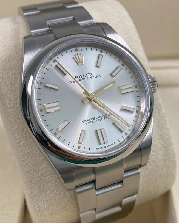 Rolex Oyster Perpetual 41 - 2025 - Domed Bezel - Silver Dial - Oyster Bracelet - 124300 *FULL SET* - Image 13
