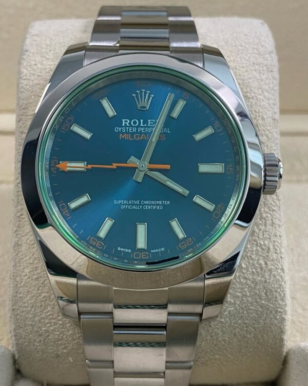 Rolex Milgauss - 2022 - Blue Dial Green Crystal - 116400GV *FULL SET* - Image 5