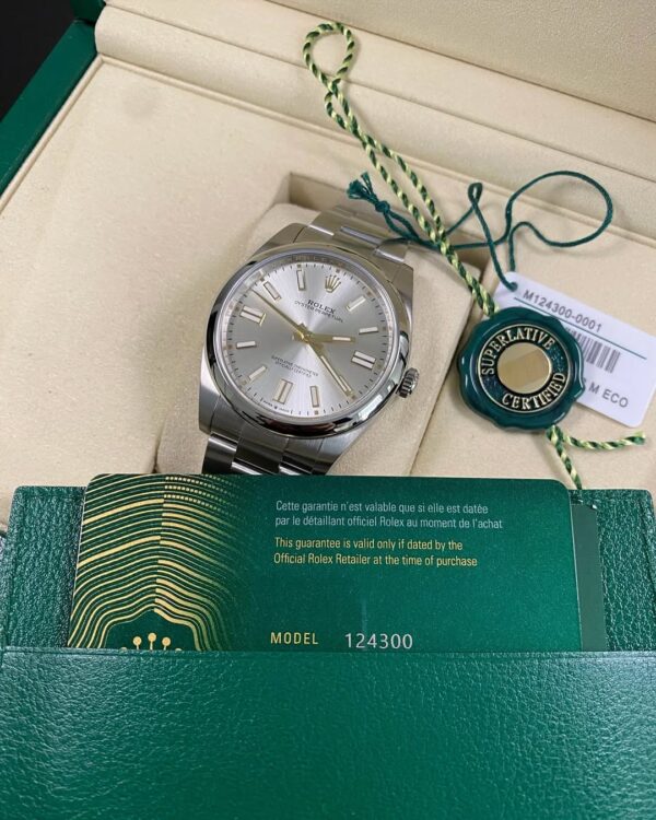 Rolex Oyster Perpetual 41 - 2025 - Domed Bezel - Silver Dial - Oyster Bracelet - 124300 *FULL SET* - Image 7