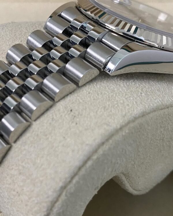 Rolex Steel Datejust 36 - 2022 - Fluted Bezel - Green Palm Motif Dial - Jubilee Bracelet - 126234 *FULL SET* - Image 9